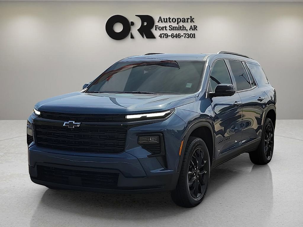 New 2026 Chevrolet Traverse LT FWD image 2