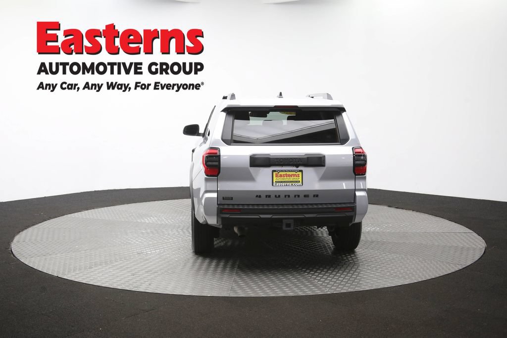 Used 2025 Toyota 4Runner SR5 AWD/4WD image 39