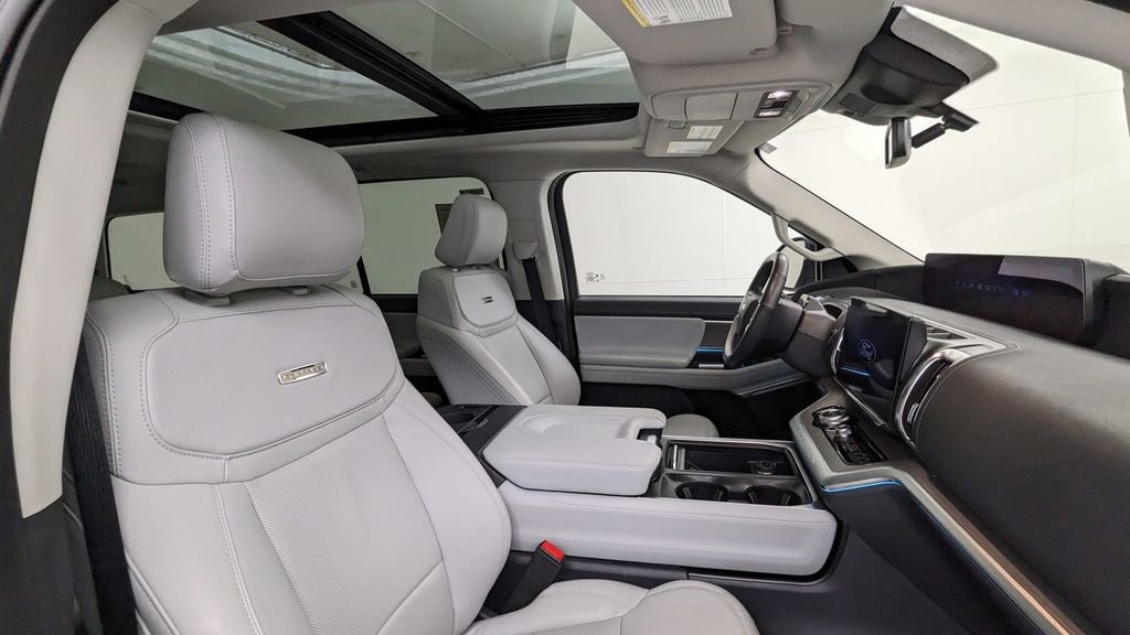 Certified 2025 Ford Expedition Platinum AWD/4WD image 42