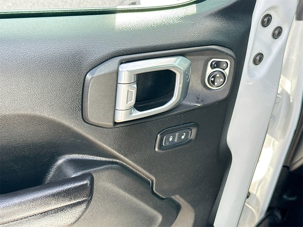 Used 2020 Jeep Gladiator Sport w/ Quick Order Package 24S image 18