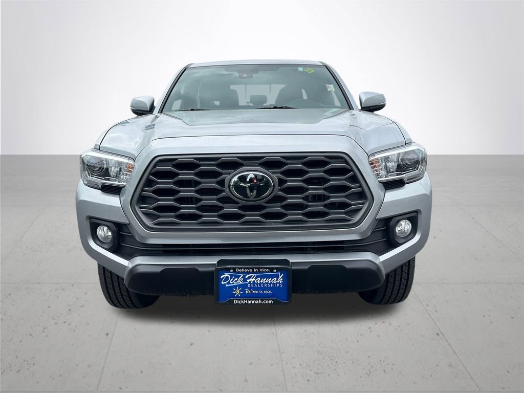 Used 2023 Toyota Tacoma TRD Off-Road w/ TRD Premium Off Road Package AWD/4WD image 3