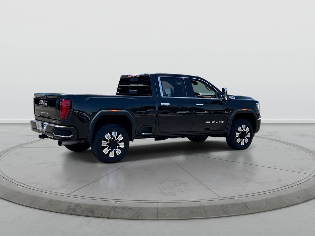 Used 2024 GMC Sierra 2500 Denali w/ Technology Package AWD/4WD image 8