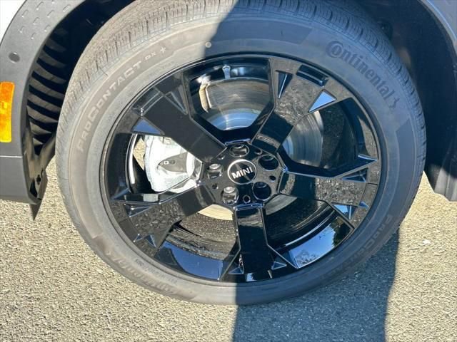 New 2026 MINI Cooper Countryman SE image 9