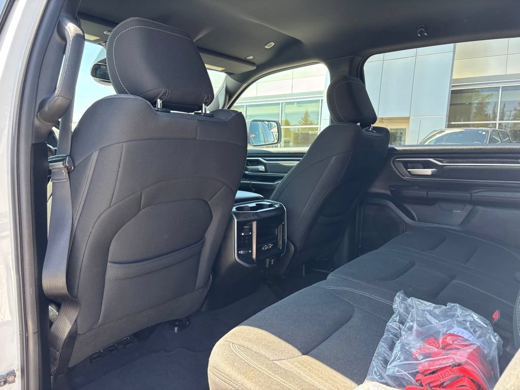 Used 2019 RAM 1500 Big Horn AWD/4WD image 14