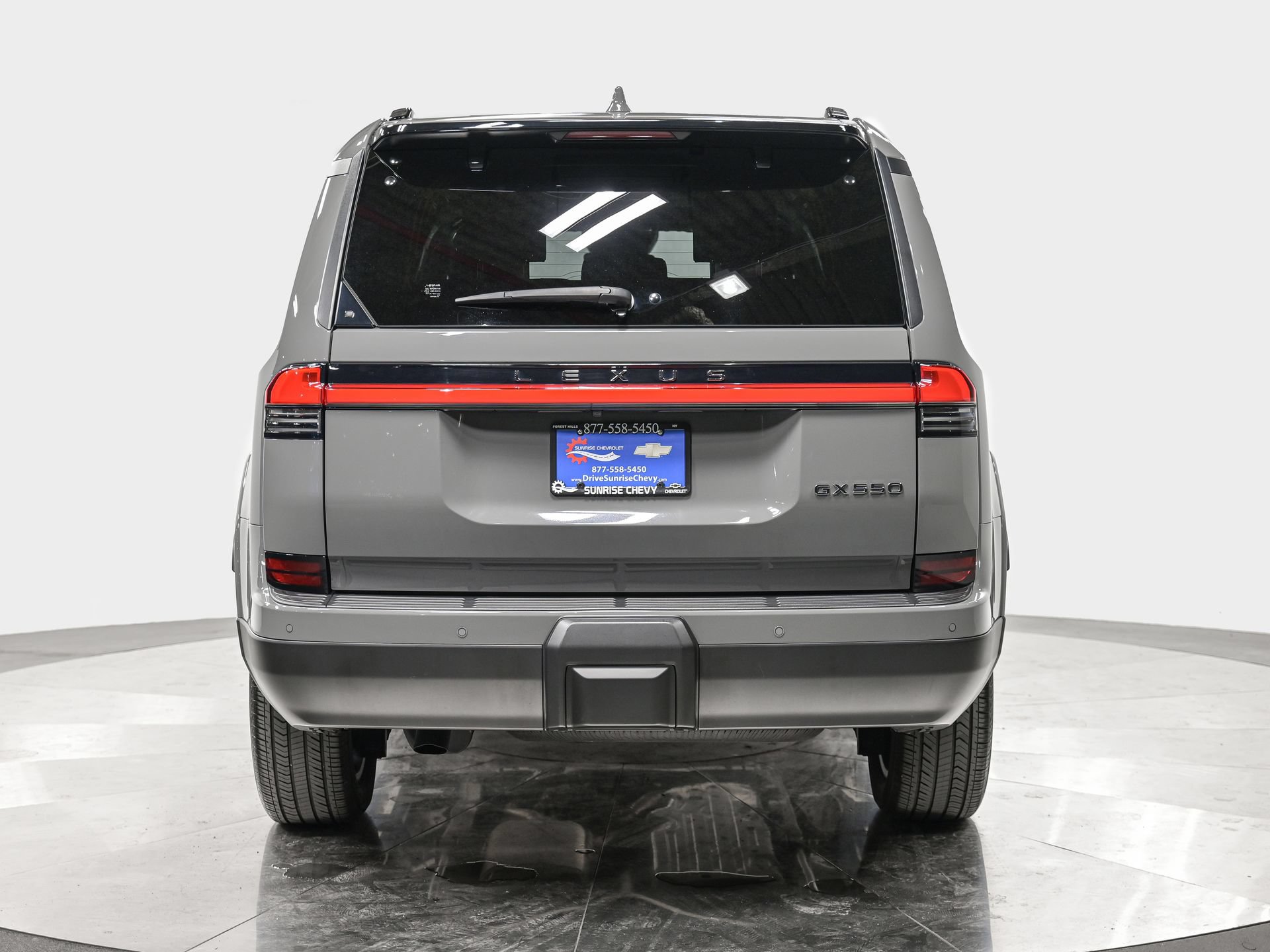 Used 2024 Lexus GX 550 w/ Cold Area Package AWD/4WD image 5