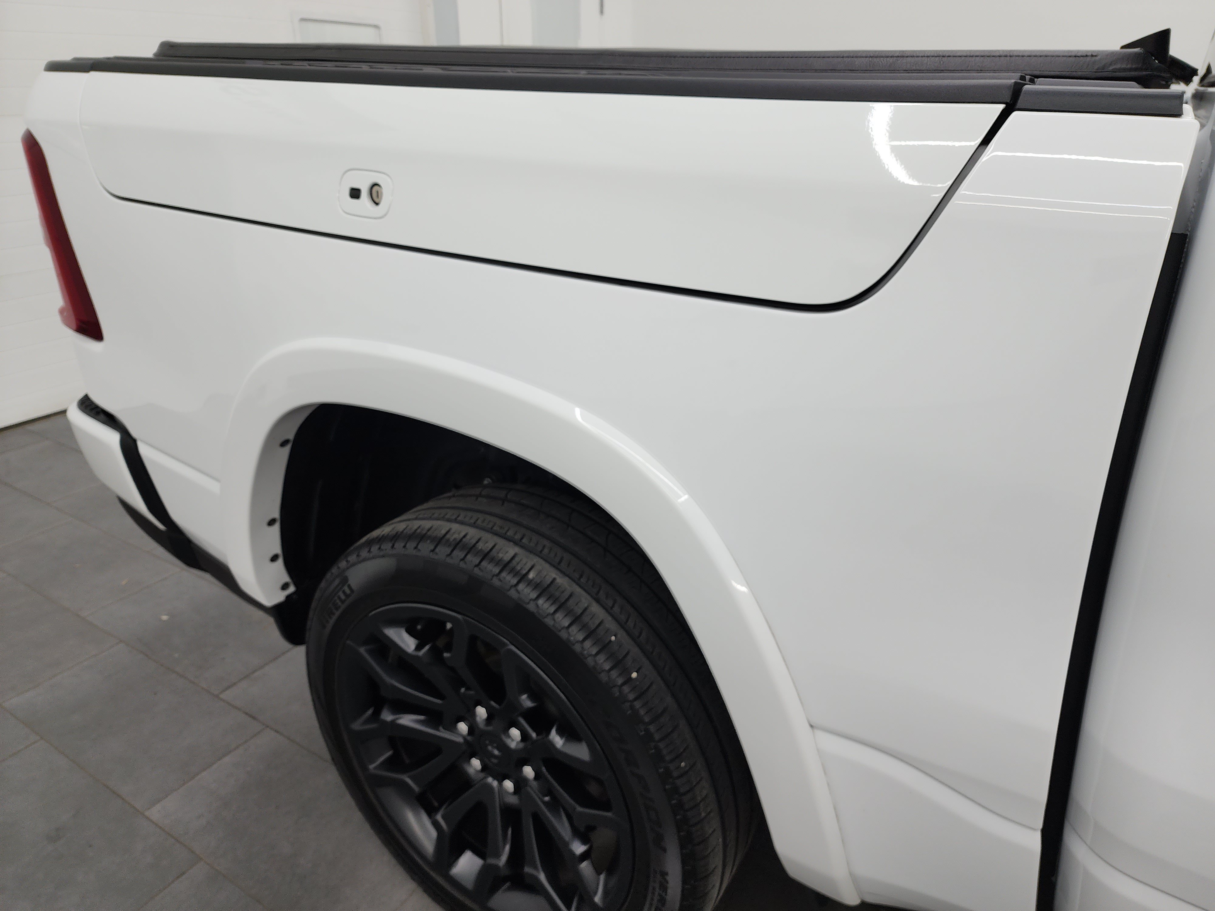 Used 2025 RAM 1500 Limited AWD/4WD image 30