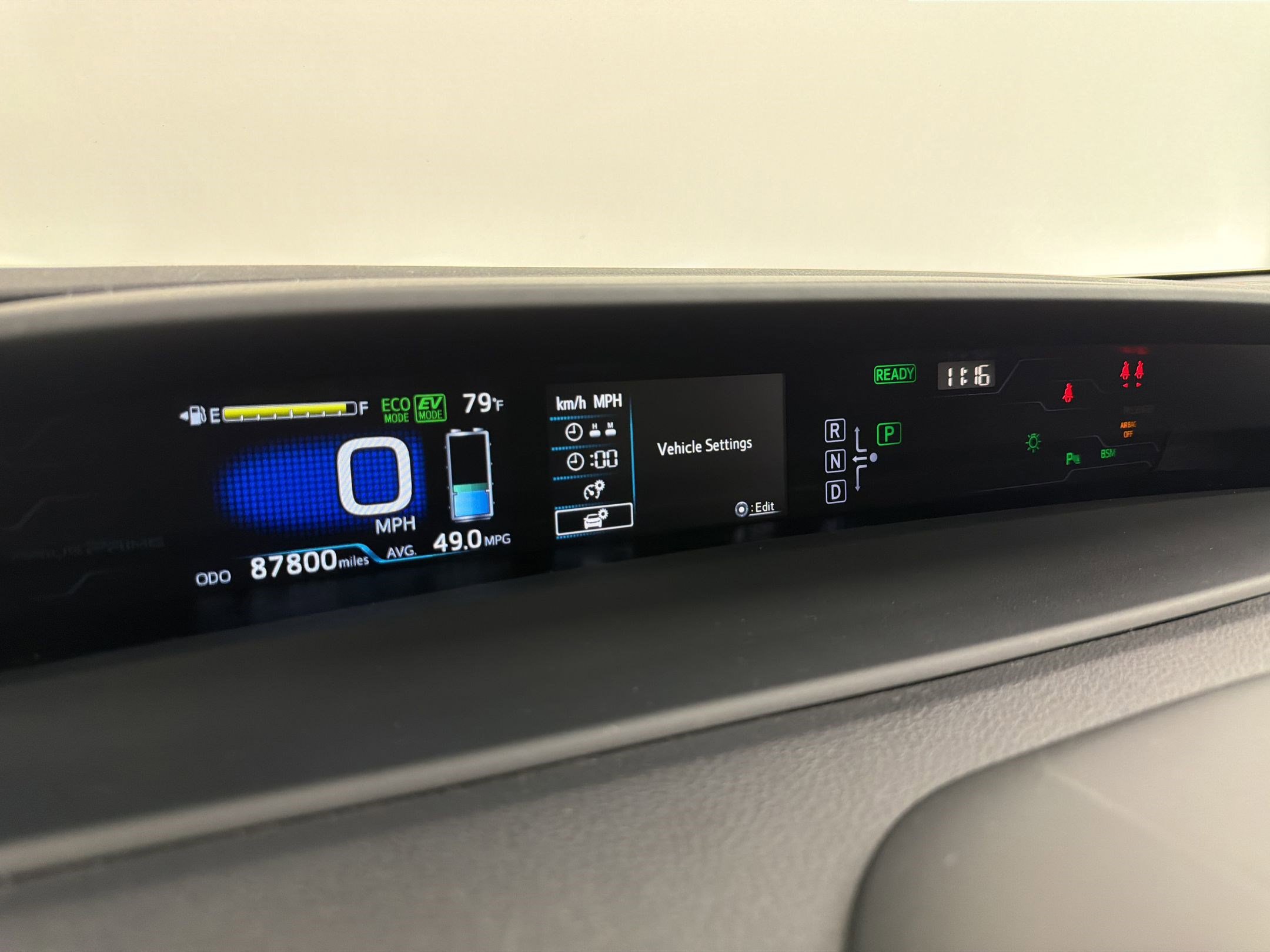 Used 2017 Toyota Prius Prime Advanced FWD image 19