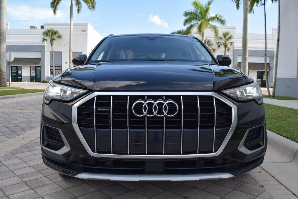 Used 2022 Audi Q3 2.0T Premium w/ Convenience Package AWD/4WD image 35