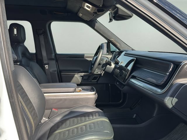 Used 2023 Rivian R1S Adventure AWD/4WD image 11