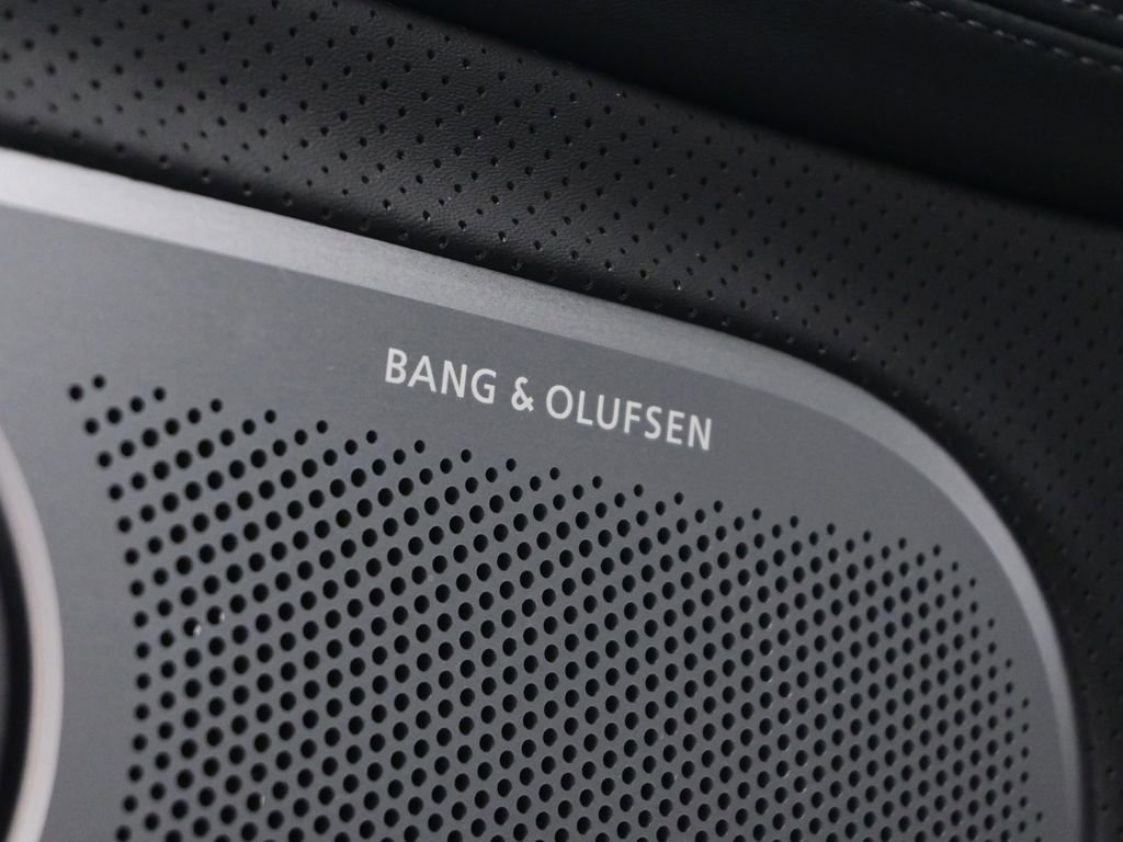 Used 2025 Genesis GV60 Advanced image 46