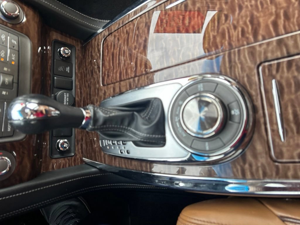 Used 2017 Nissan Armada Platinum w/ Interior Lighting Package AWD/4WD image 16
