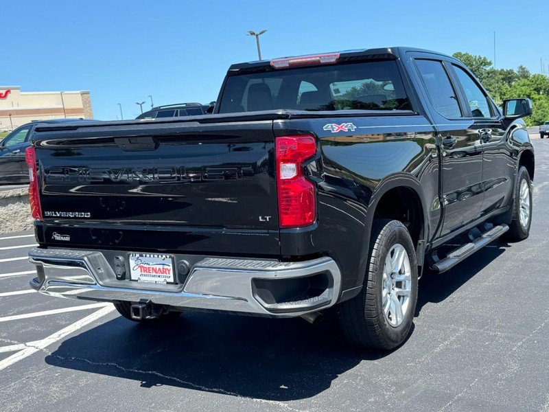 Used 2021 Chevrolet Silverado 1500 LT AWD/4WD image 3