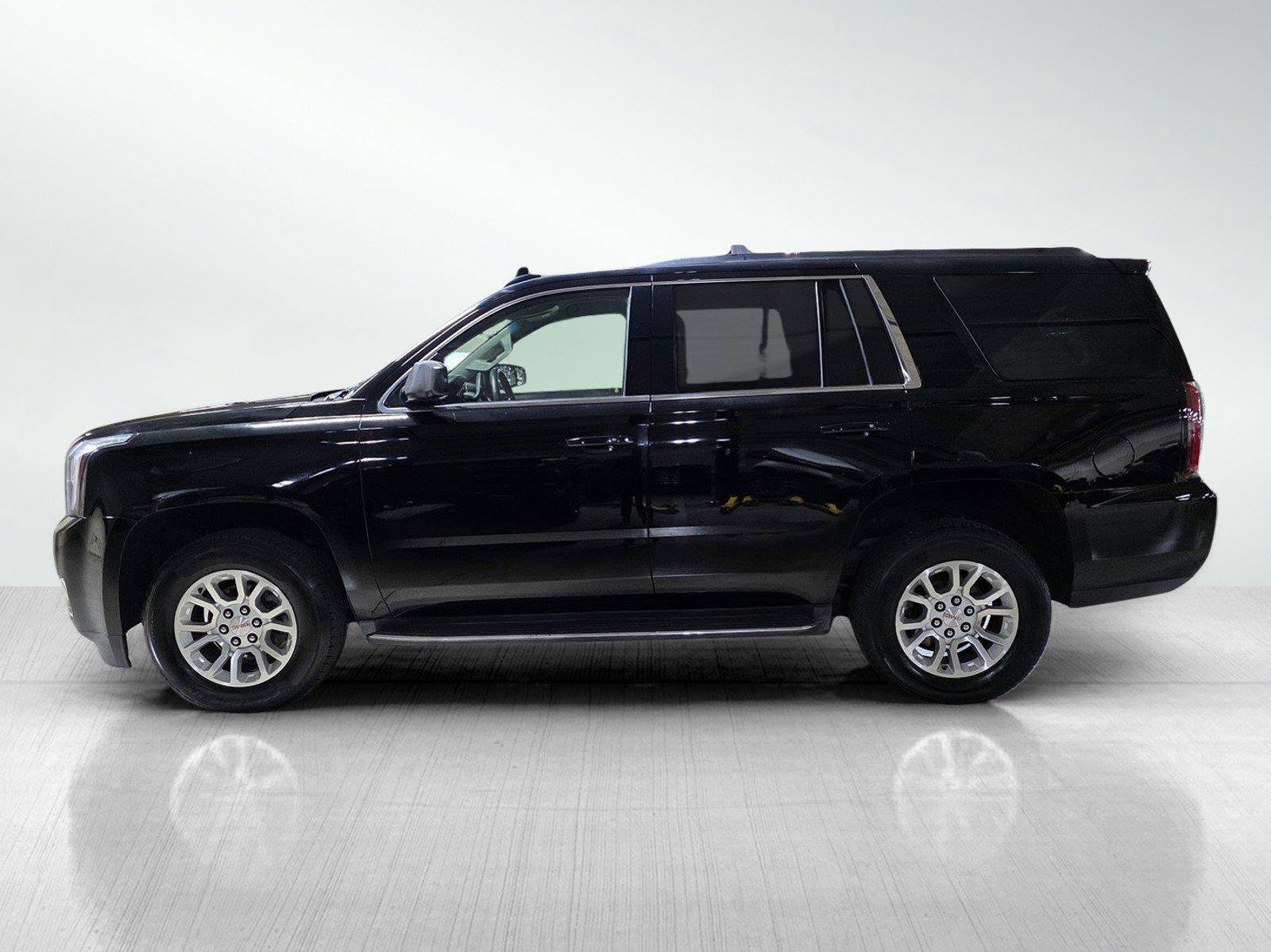 Used 2017 GMC Yukon SLT AWD/4WD image 4