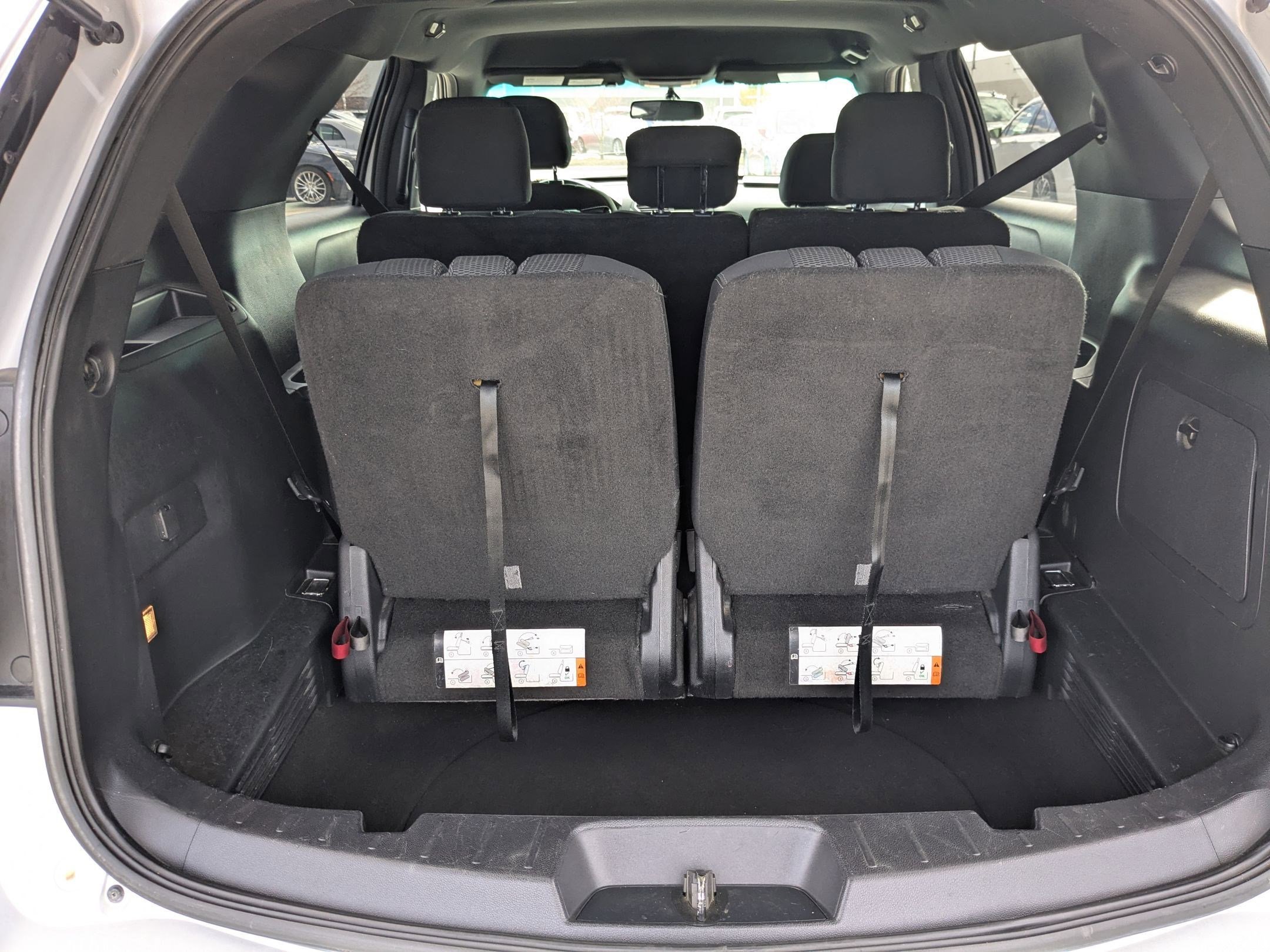 Used 2016 Ford Explorer XLT w/ Equipment Group 201A image 21