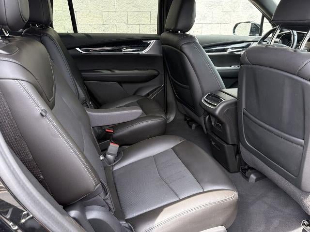 Used 2023 Cadillac XT6 Premium Luxury w/ Technology Package FWD image 20