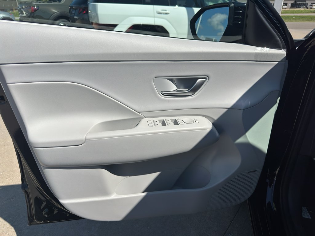 New 2026 Hyundai Kona Limited FWD image 10