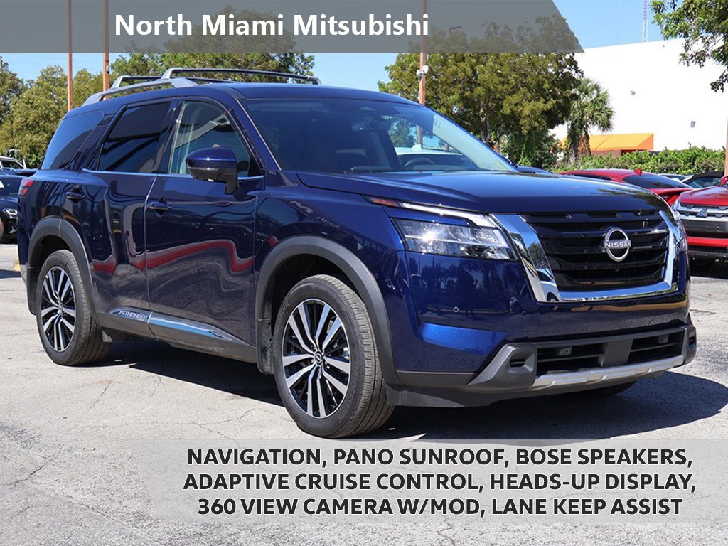Used 2024 Nissan Pathfinder Platinum w/ Cargo Package image 1