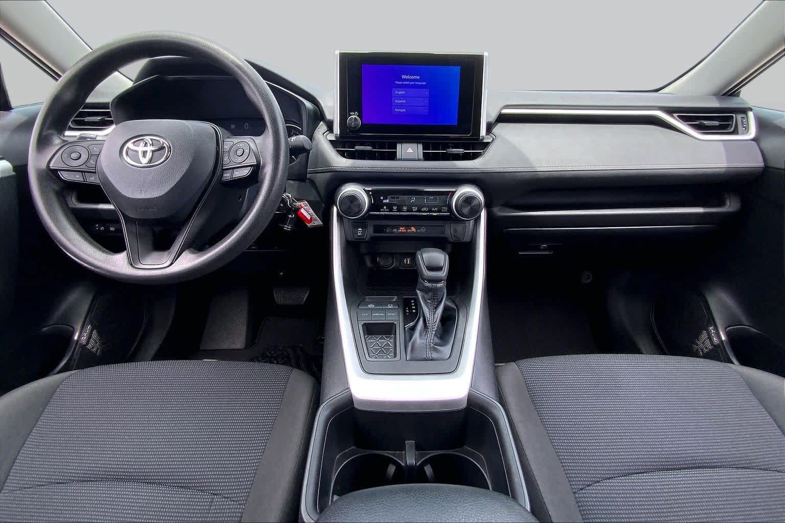 Used 2023 Toyota RAV4 LE FWD image 15