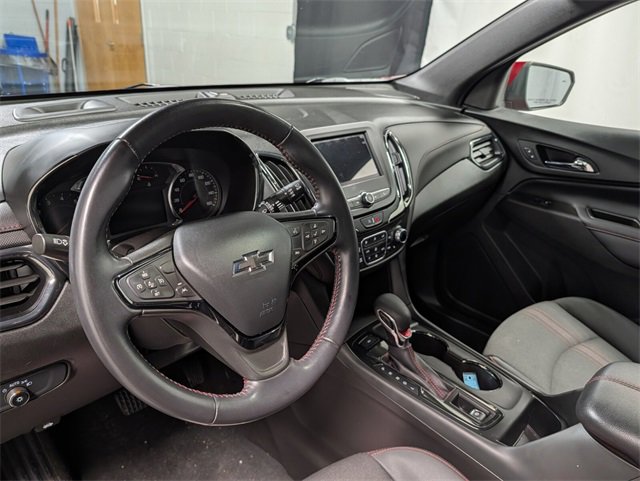 Used 2022 Chevrolet Equinox RS image 16