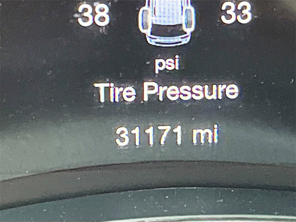 Used 2021 Jeep Grand Cherokee Laredo X image 12