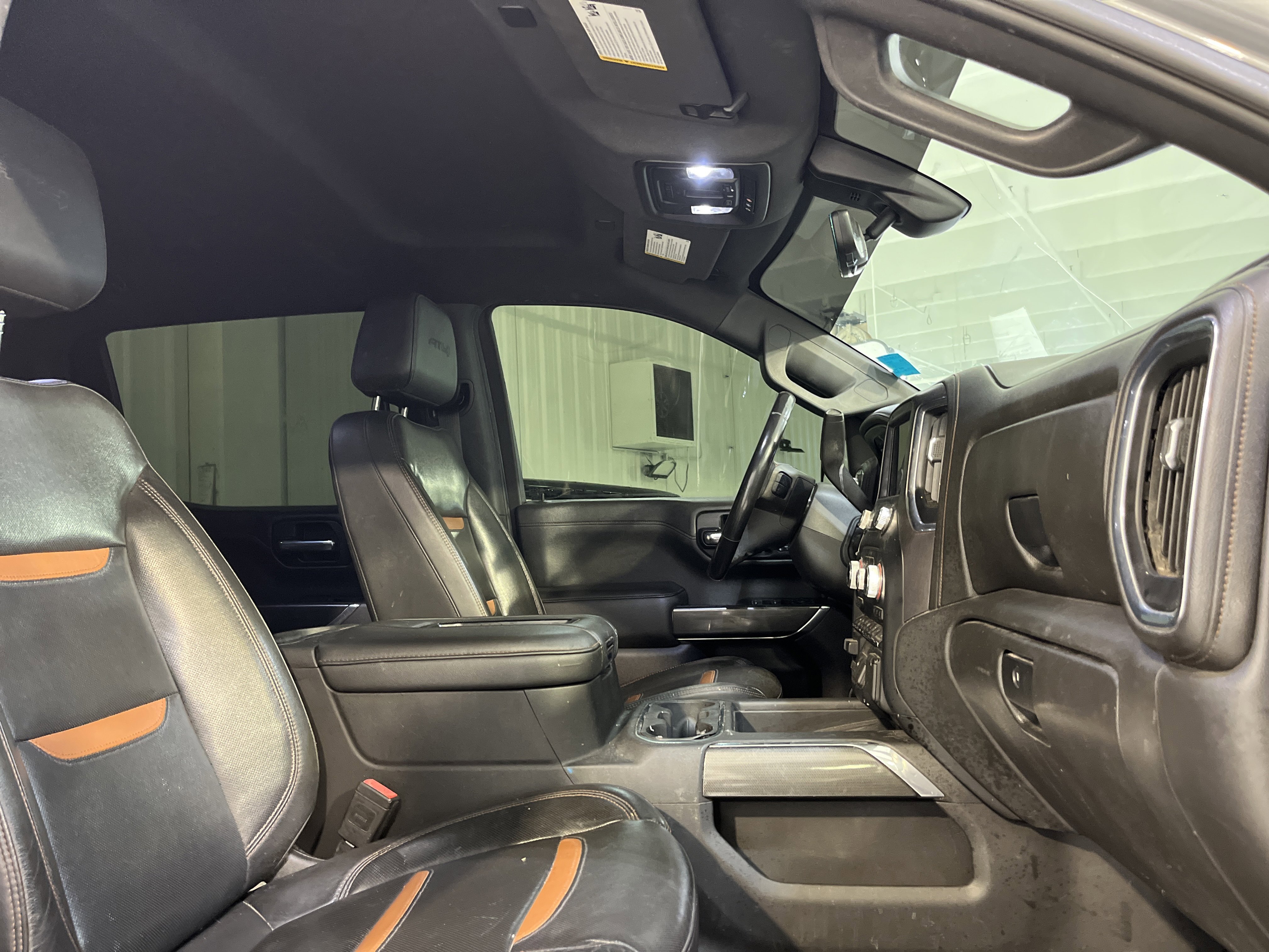 Used 2020 GMC Sierra 1500 AT4 w/ AT4 Premium Package image 15