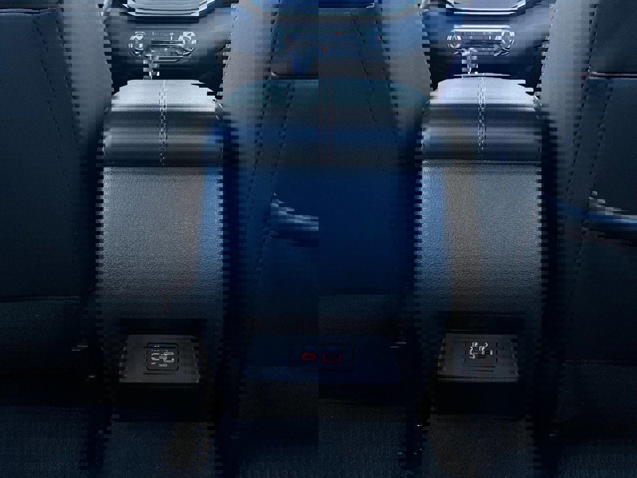 Used 2025 Nissan Altima 2.5 SR image 13