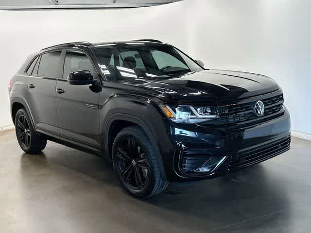 Used 2023 Volkswagen Atlas Cross Sport SEL R-Line AWD/4WD image 31