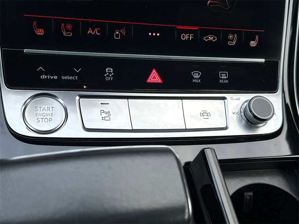 Used 2019 Audi A8 L 3.0T w/ Executive Package image 26