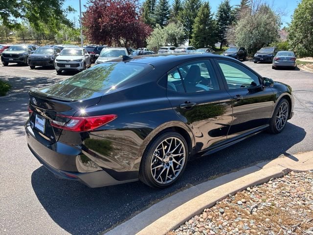 Used 2025 Toyota Camry SE FWD image 6