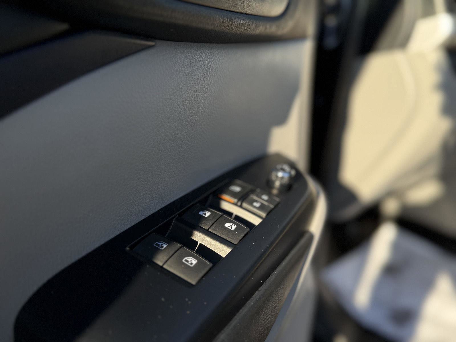 Used 2019 Toyota Highlander XLE image 15