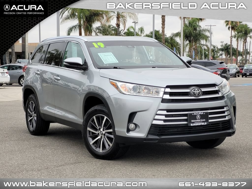 Used 2019 Toyota Highlander XLE