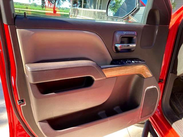 Used 2018 Chevrolet Silverado 1500 LTZ image 28