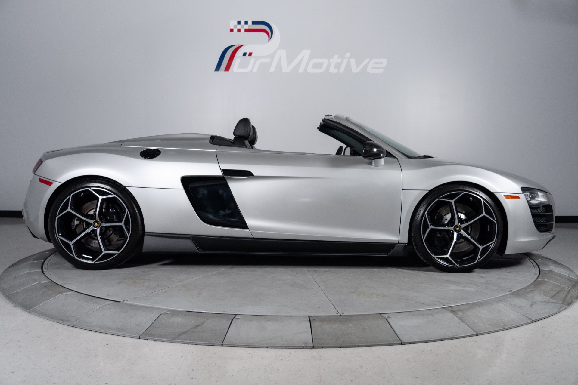 Used 2012 Audi R8 V10 AWD/4WD image 6