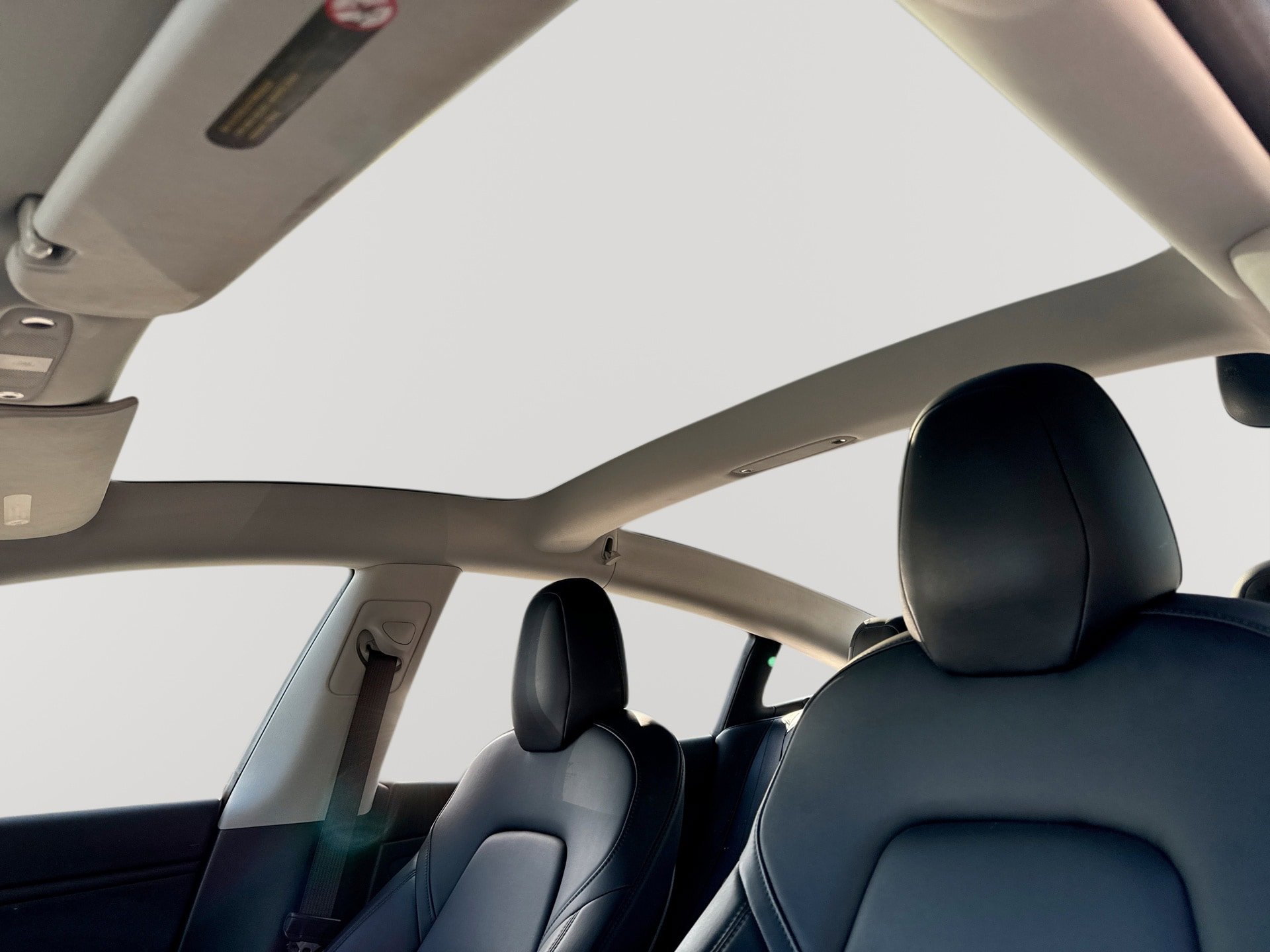 Used 2018 Tesla Model 3 Mid Range RWD image 16