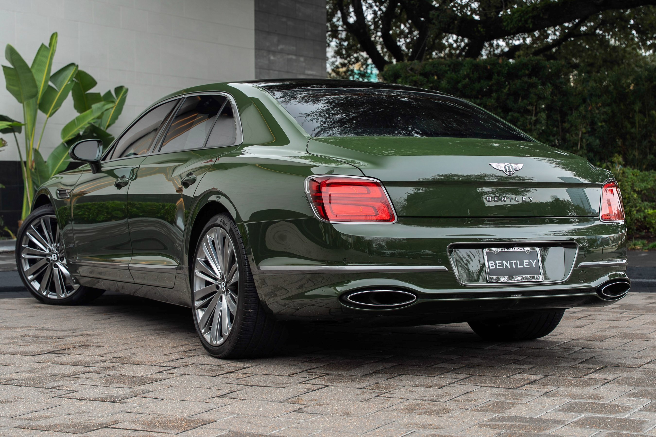 Used 2024 Bentley Flying Spur W12 image 51