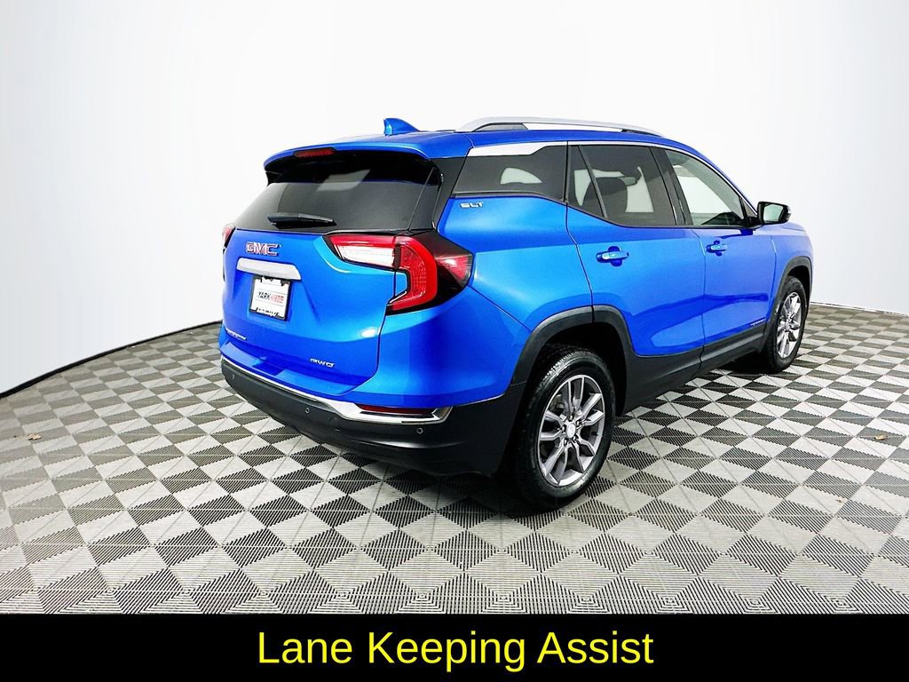 Used 2024 GMC Terrain SLT image 10