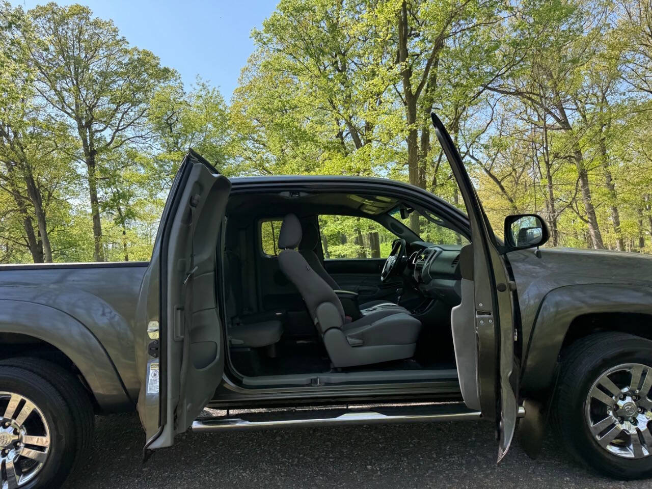 Used 2012 Toyota Tacoma PreRunner w/ SR5 Pkg RWD image 33