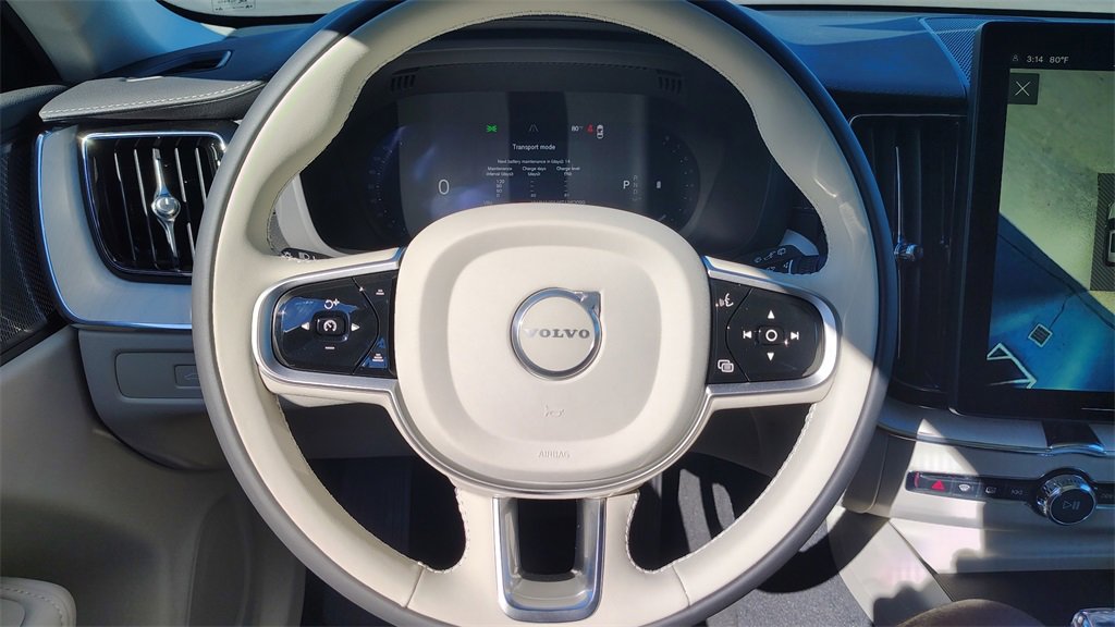 Used 2026 Volvo XC60 B5 Ultra w/ Climate Package PRO image 13