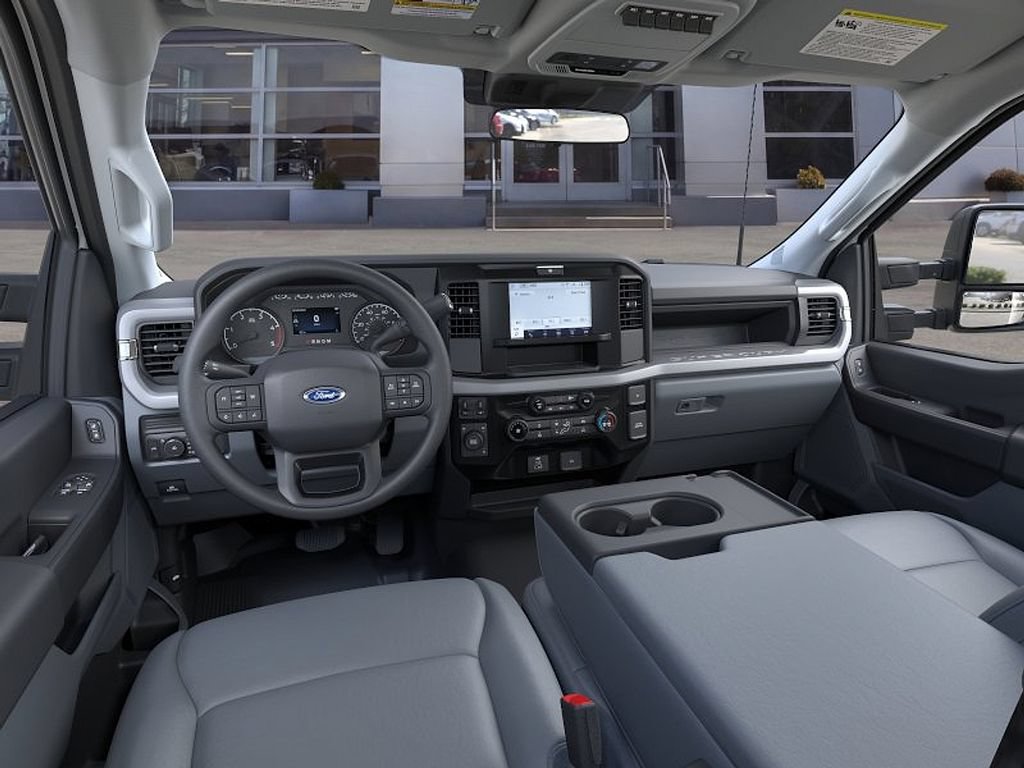 New 2026 Ford F550 4x4 Regular Cab Super Duty image 9