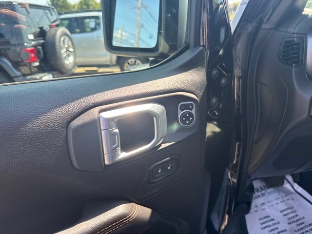Used 2021 Jeep Gladiator Mojave AWD/4WD image 11