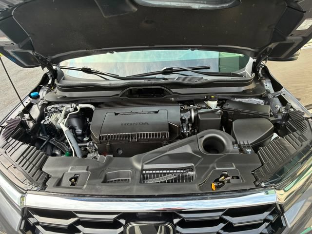 Used 2023 Honda Pilot Touring image 12