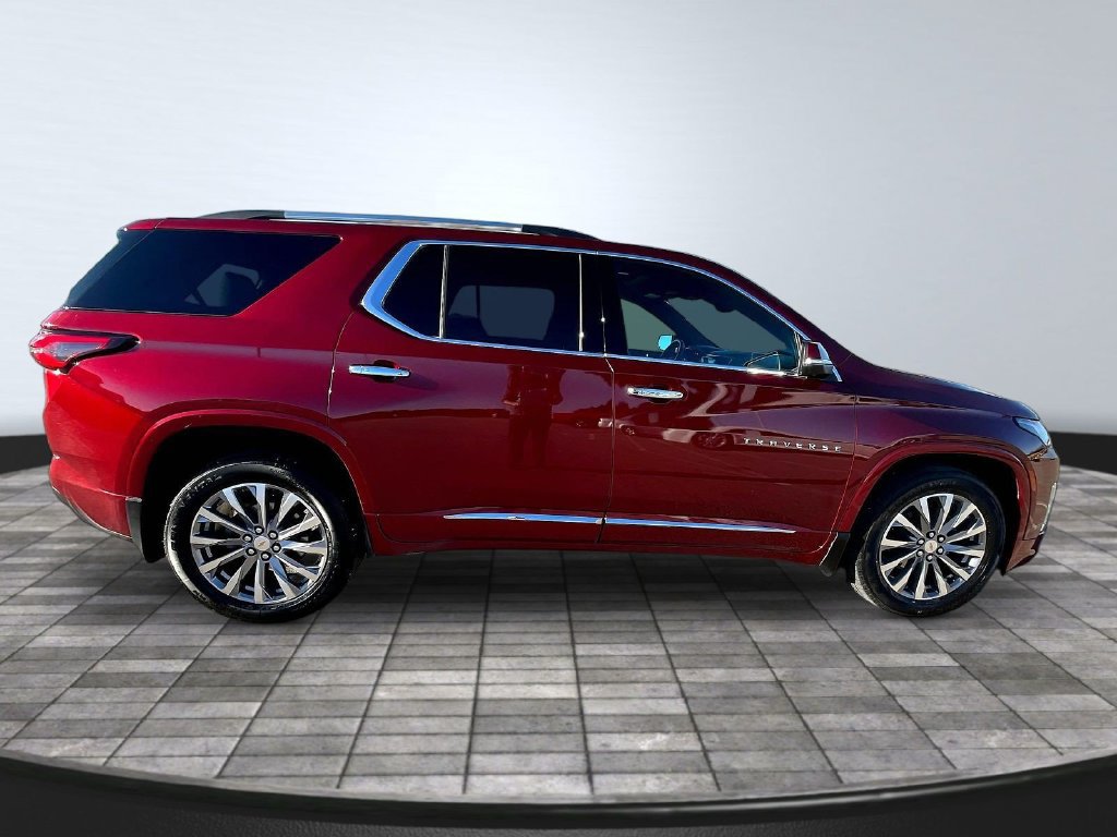 Used 2022 Chevrolet Traverse Premier AWD/4WD image 8