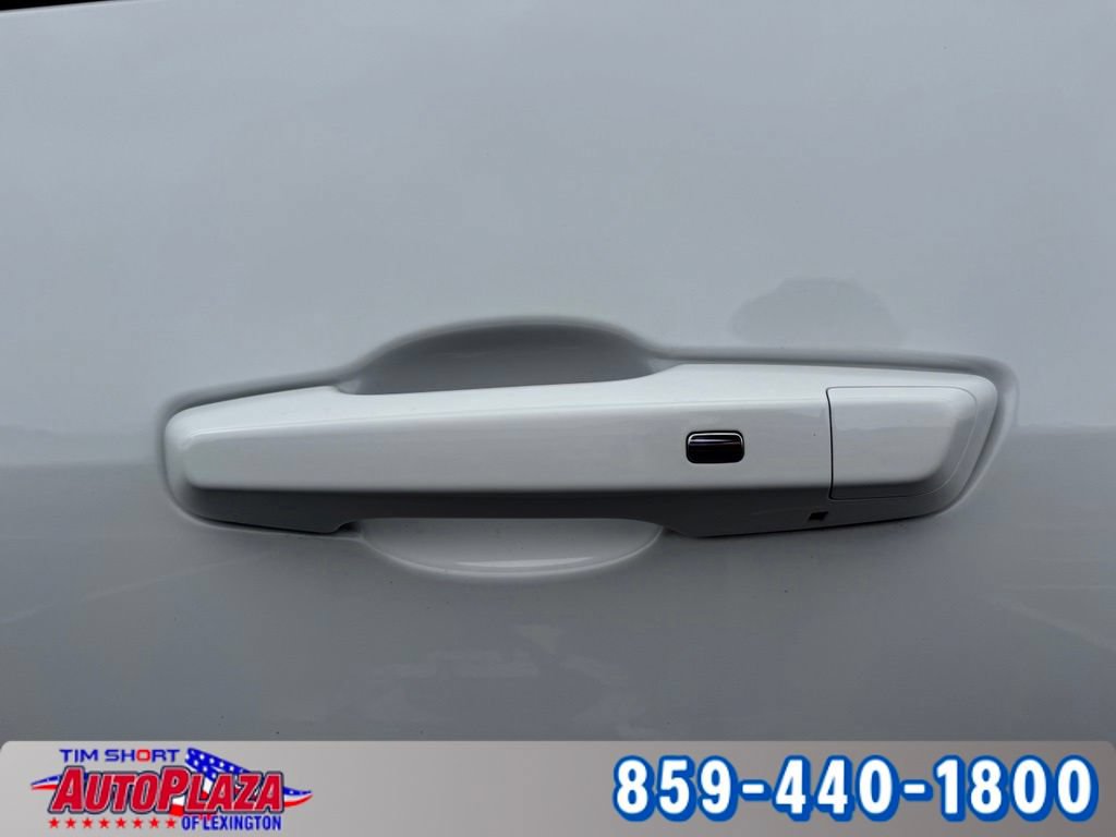 Used 2024 Chevrolet Blazer EV LT AWD/4WD image 18