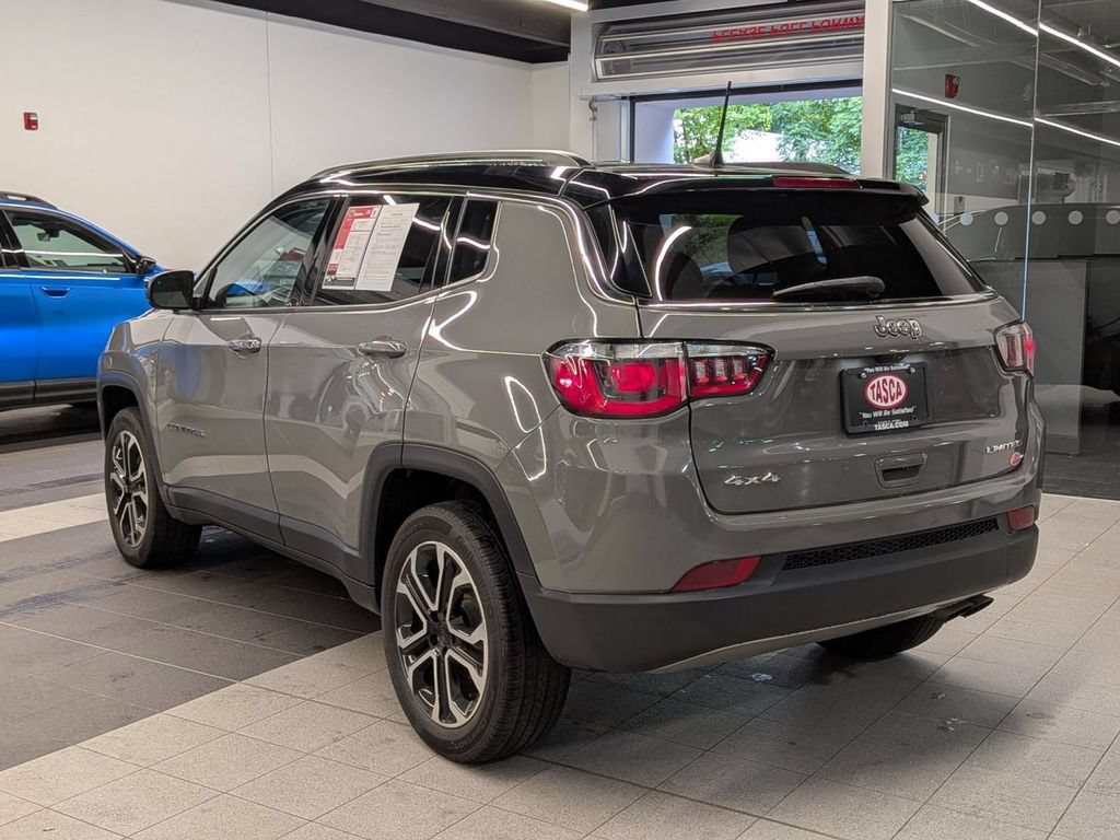 Used 2022 Jeep Compass Limited AWD/4WD image 7