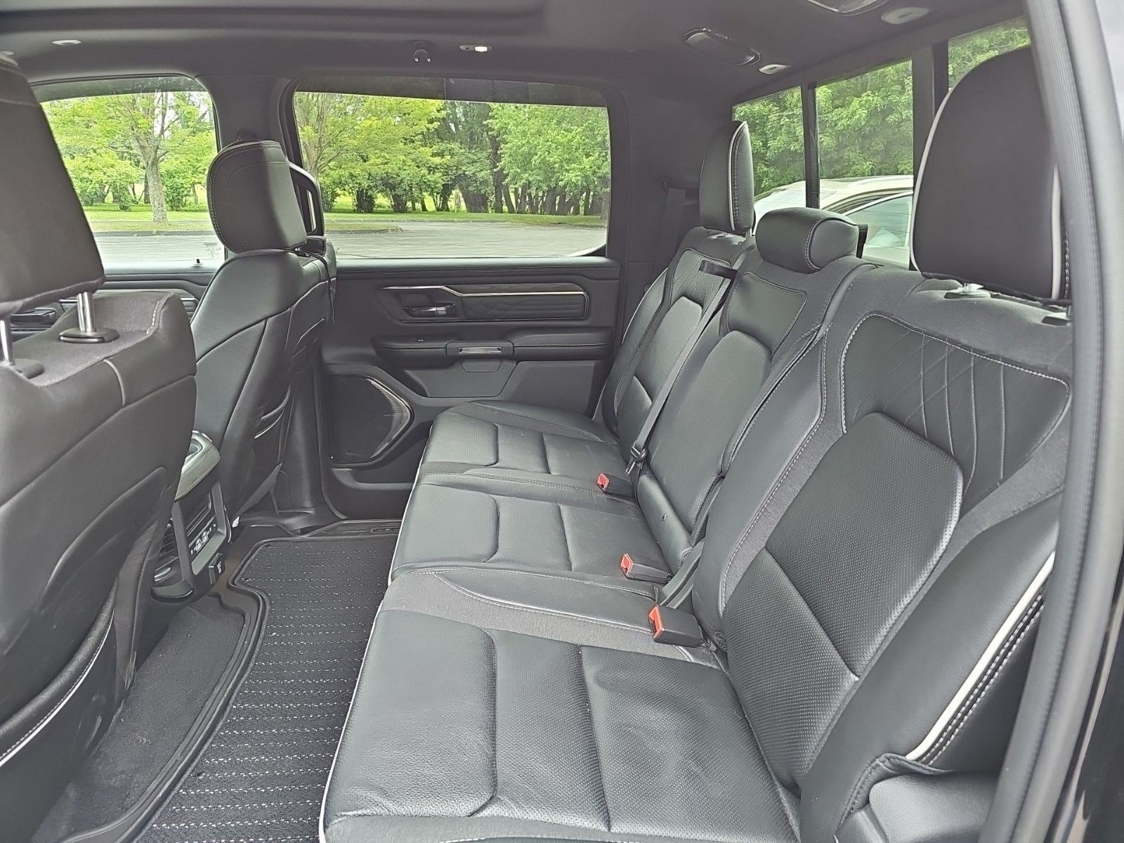 Used 2026 RAM 1500 Limited w/ Body Color Bumper Group AWD/4WD image 18
