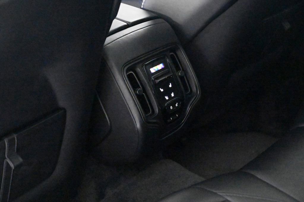 Used 2023 Aston Martin DBX 707 image 23