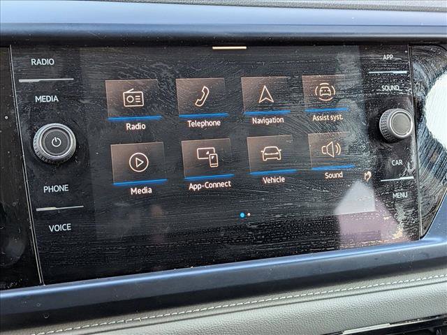 Used 2024 Volkswagen Taos SE image 10