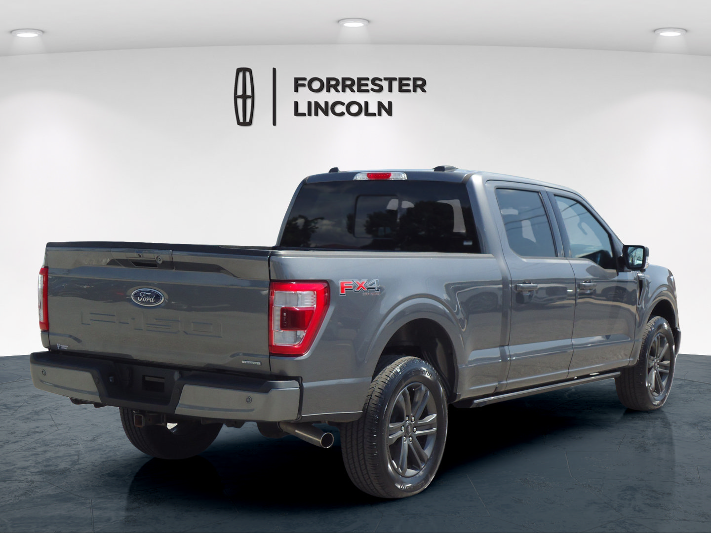Used 2023 Ford F150 Lariat w/ Equipment Group 502A High AWD/4WD image 3
