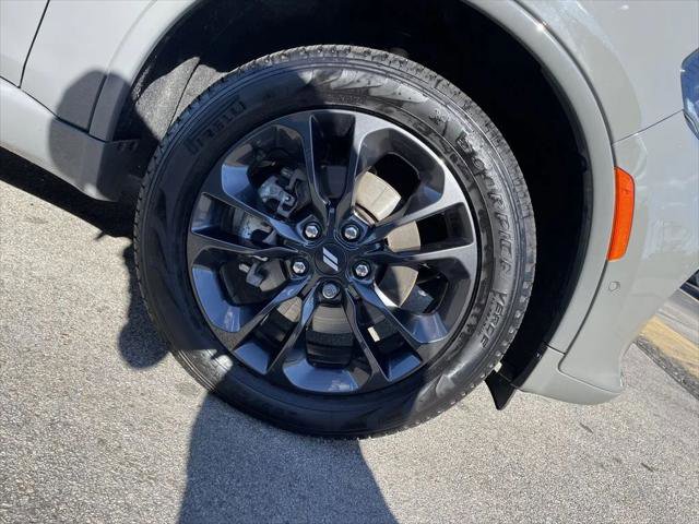 Certified 2025 Dodge Durango GT AWD/4WD image 11