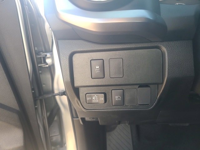 Used 2022 Toyota Tacoma SR5 image 26